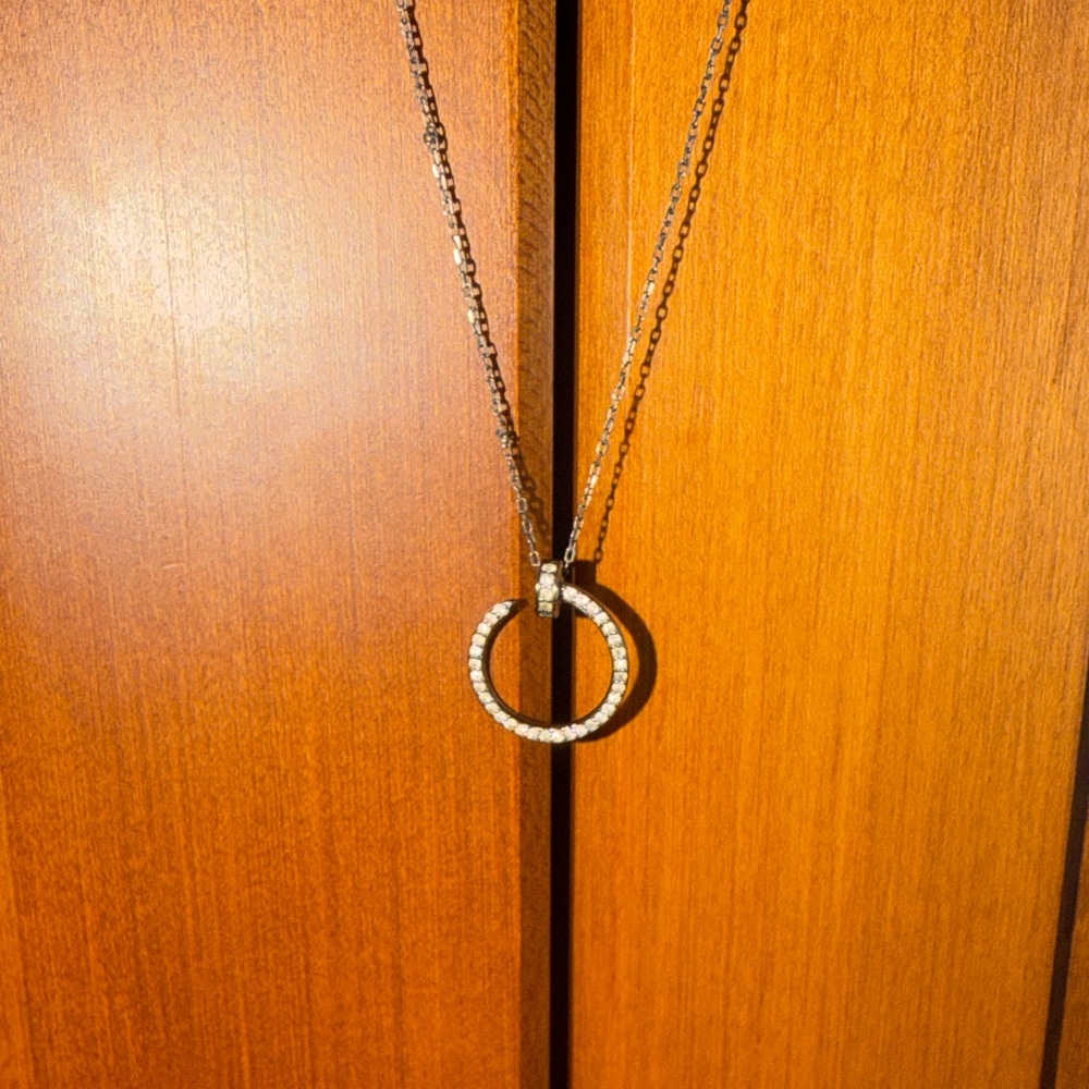 Elegant Silver Circle Pendant Necklace